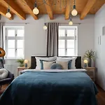 Zelny Trh Boutique #11 By Goodnite Cz