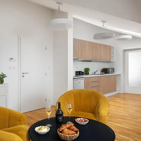Apartment Zelny Trh Boutique By Goodnite Cz Brno
